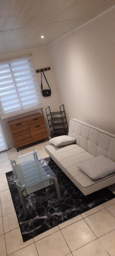 Tres Belle Appartement F1 Bis Perpignan Exterior photo